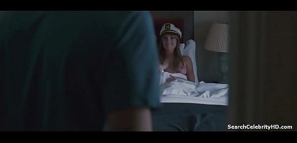  Laura Ramsey in Somewhere 2011
